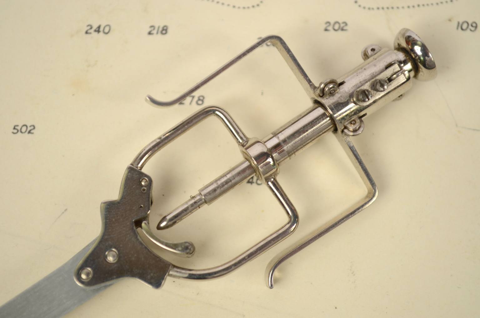 Old medical instruments/281-Tonometer Jacobsen
