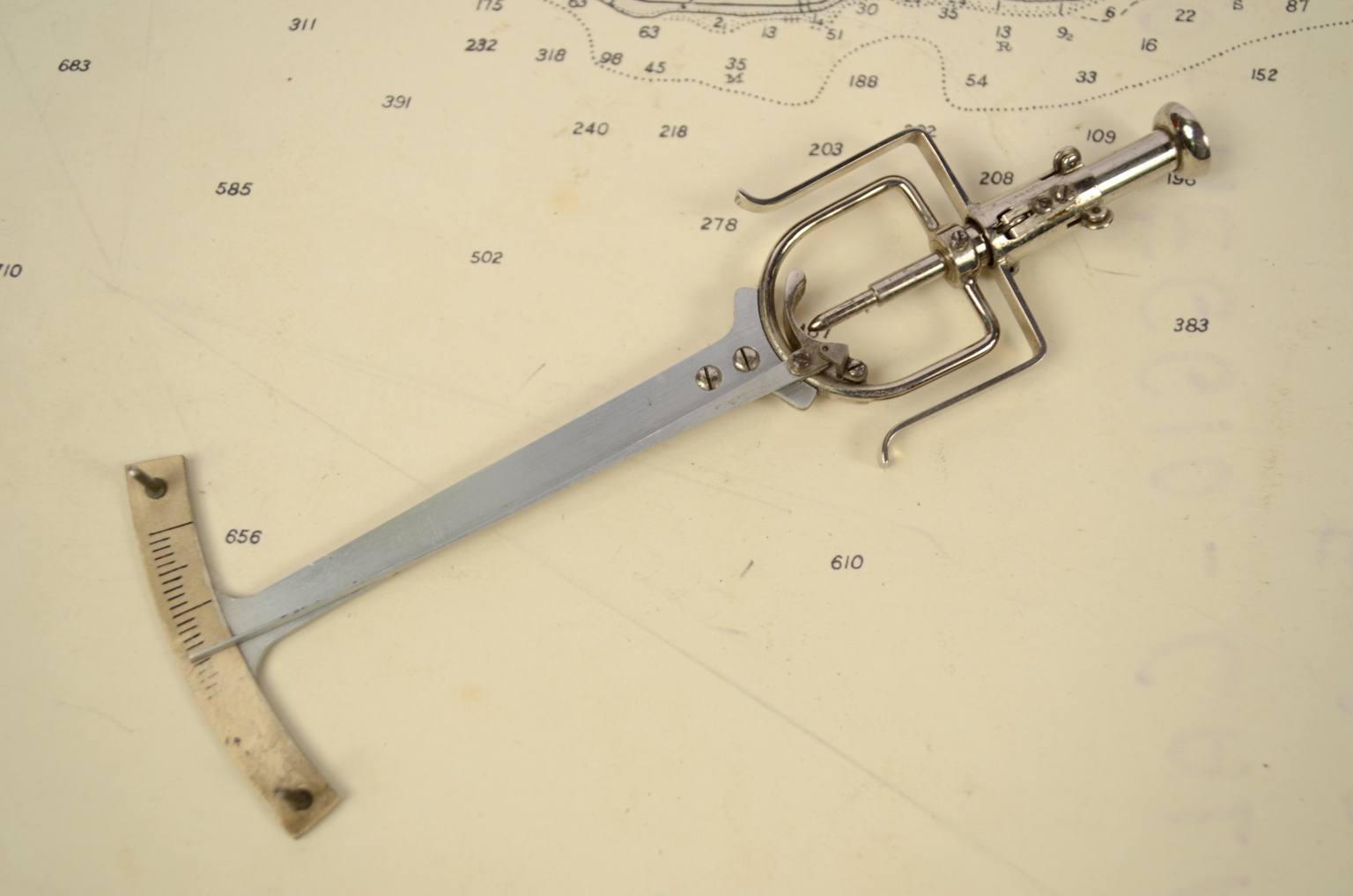 Old medical instruments/281-Tonometer Jacobsen