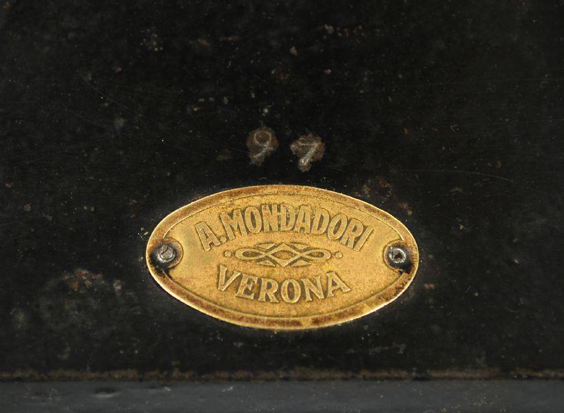 Antique astronomical instruments/3213-Antique orrery