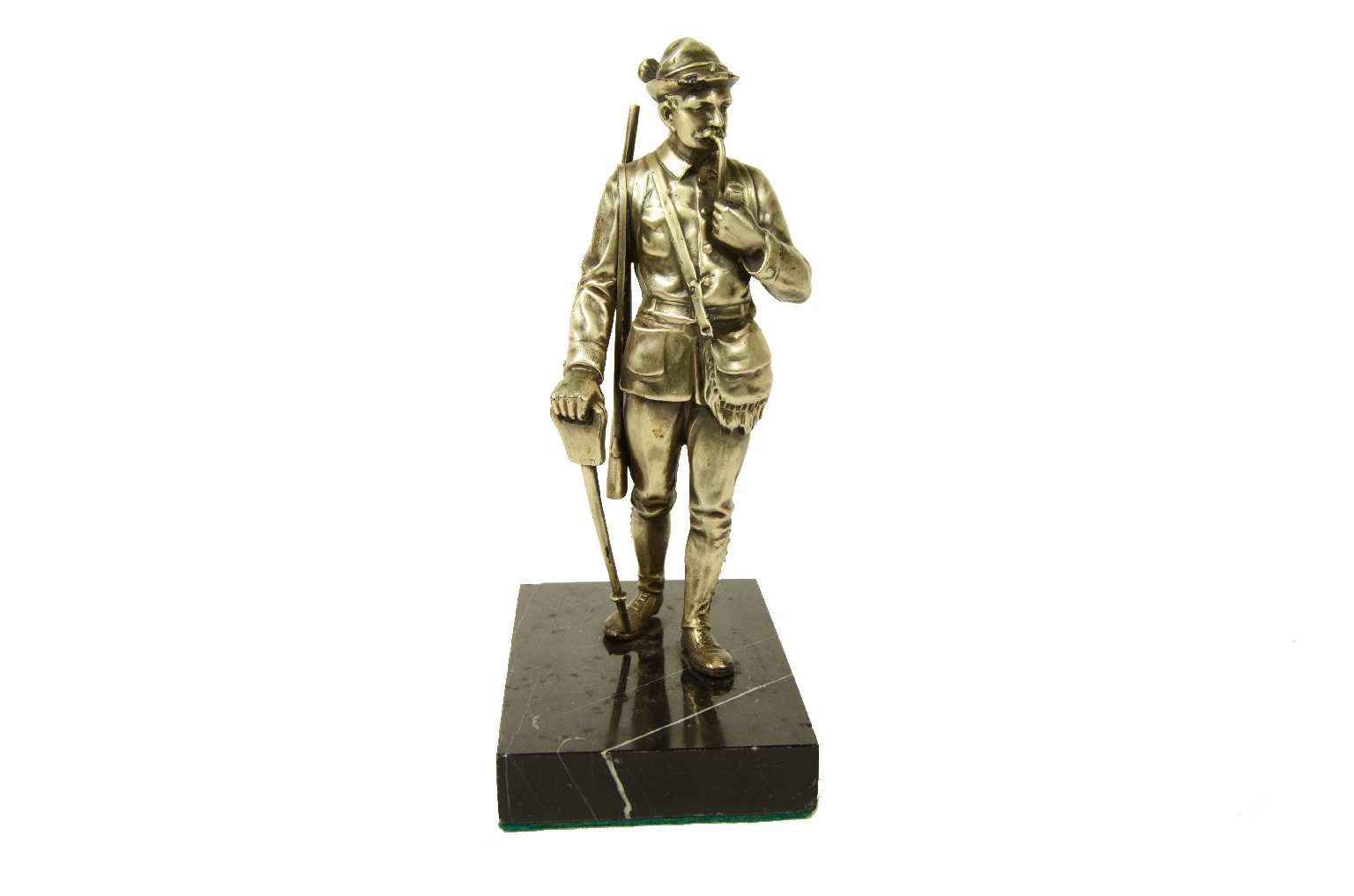 Peculiarity/33sc-Hunter Sculpture