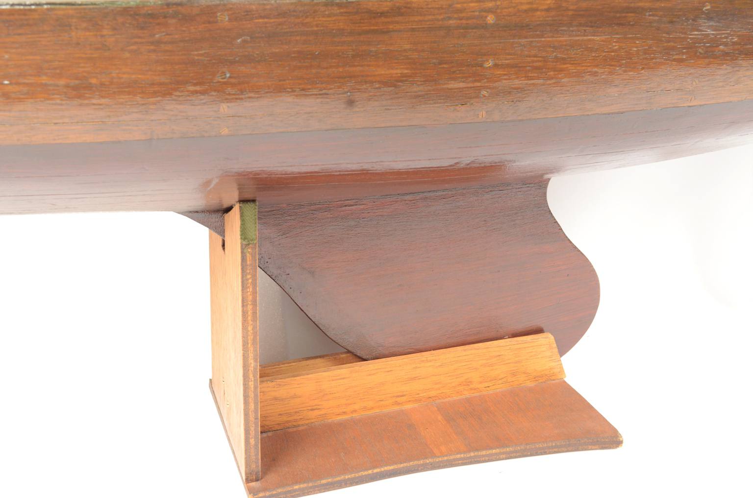 Old ship models/39-Antique sloop 1930s