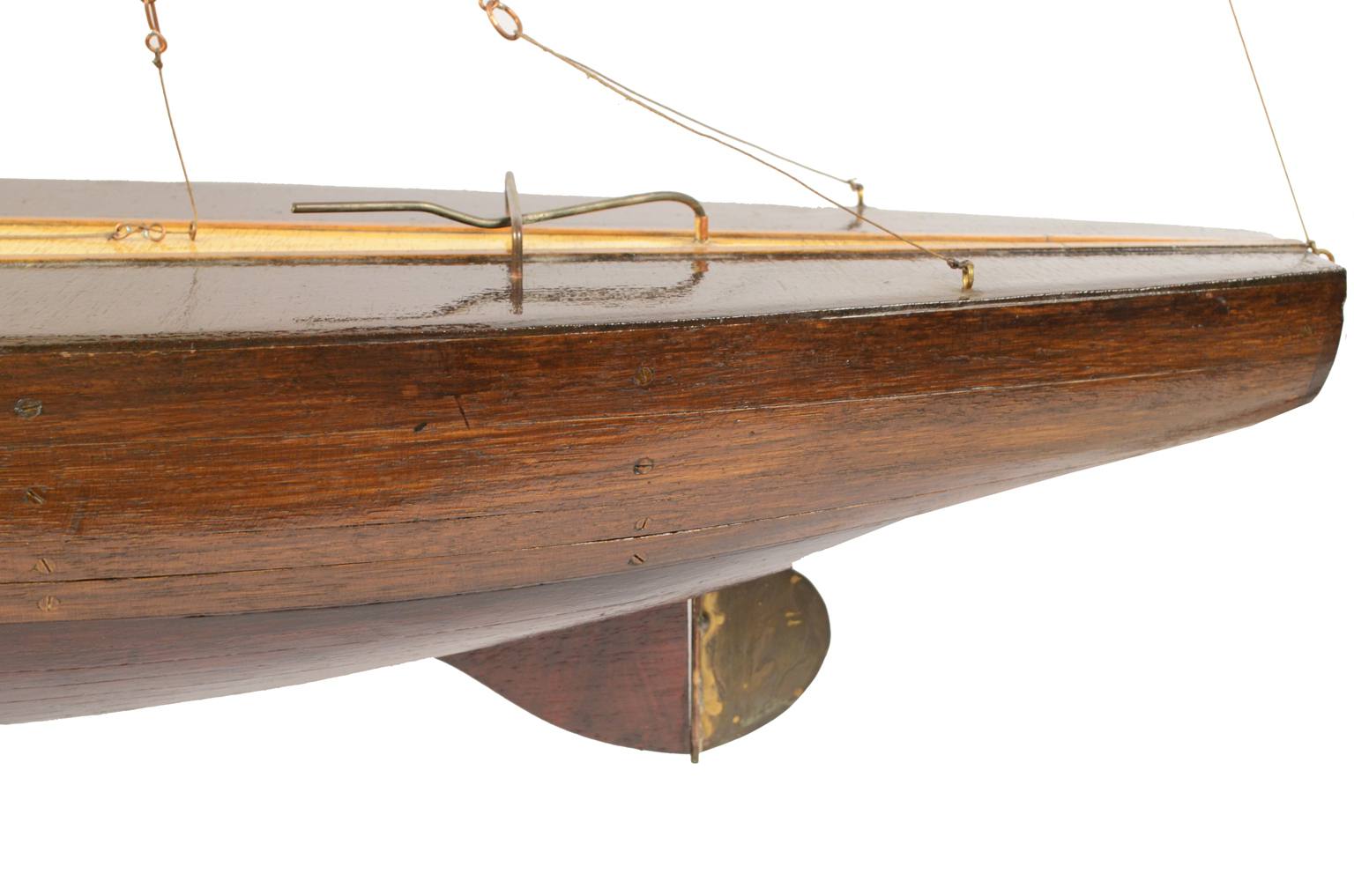 Old ship models/39-Antique sloop 1930s