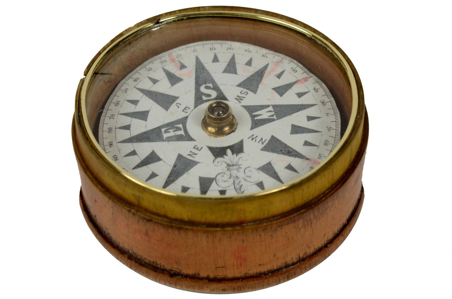 Antique compasses/4095-Nautical compass