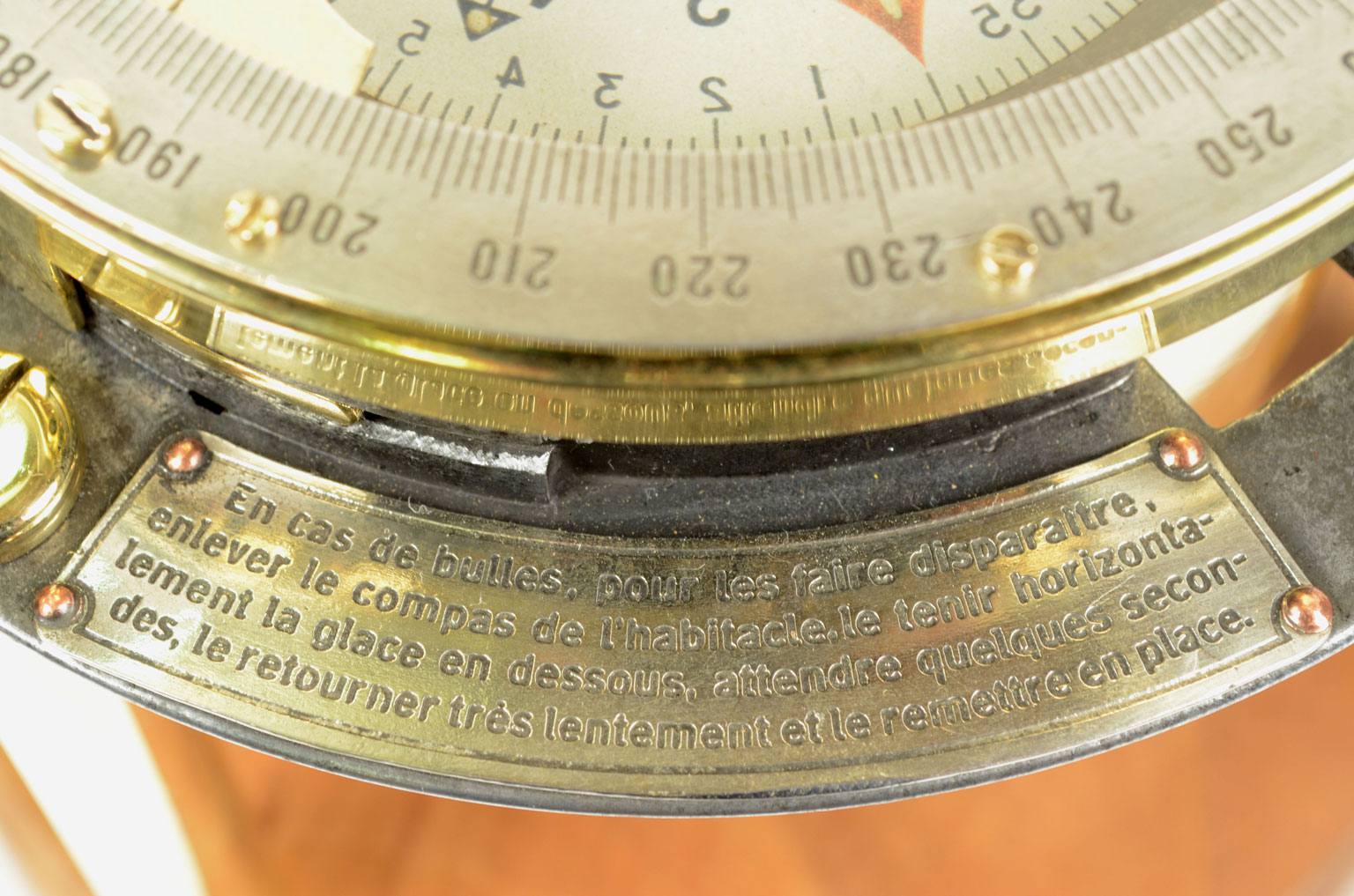 Antique compasses/4217-Liquid nautical compass