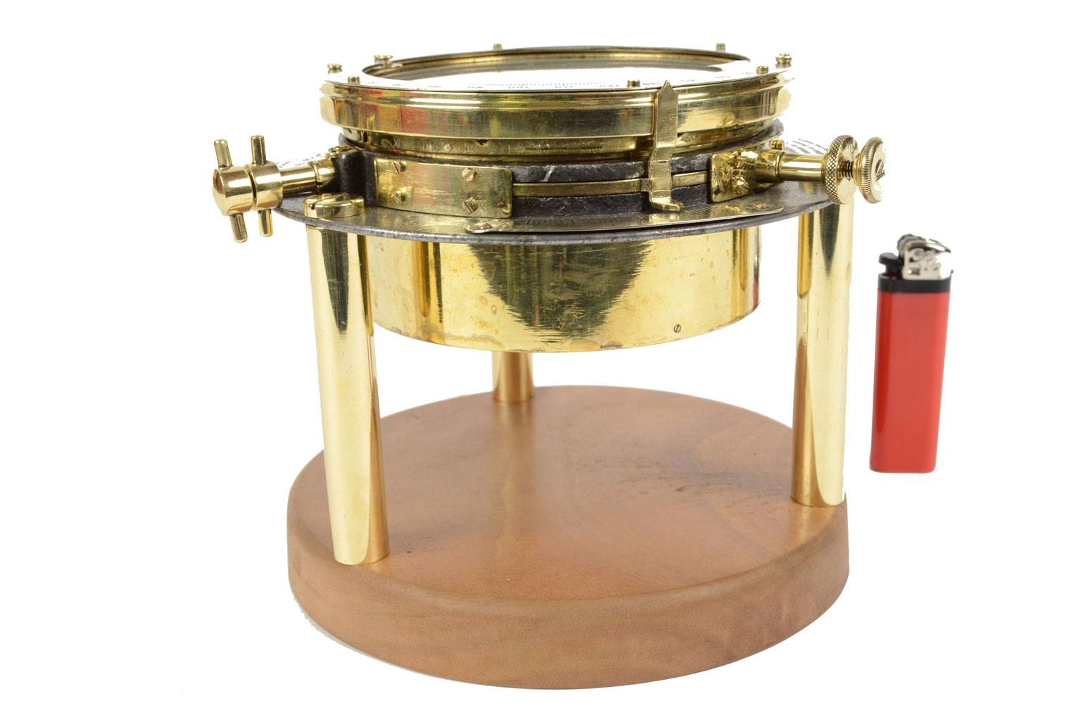 Antique compasses/4217-Liquid nautical compass