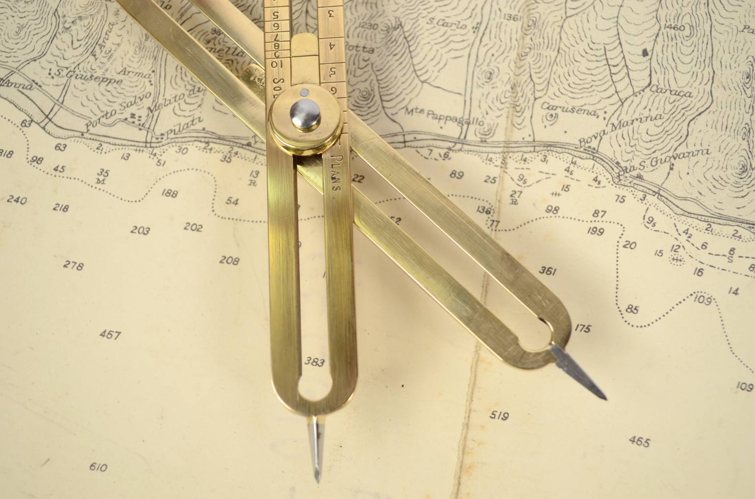 Antiquariato nautico/4300-Grande compasso antico