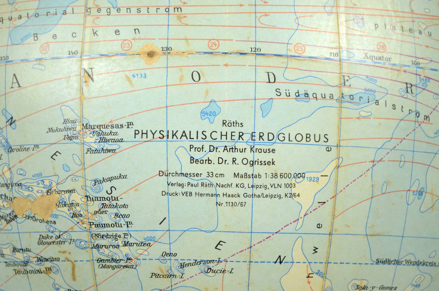 Antique globes-world maps/4548-Rath physical globe