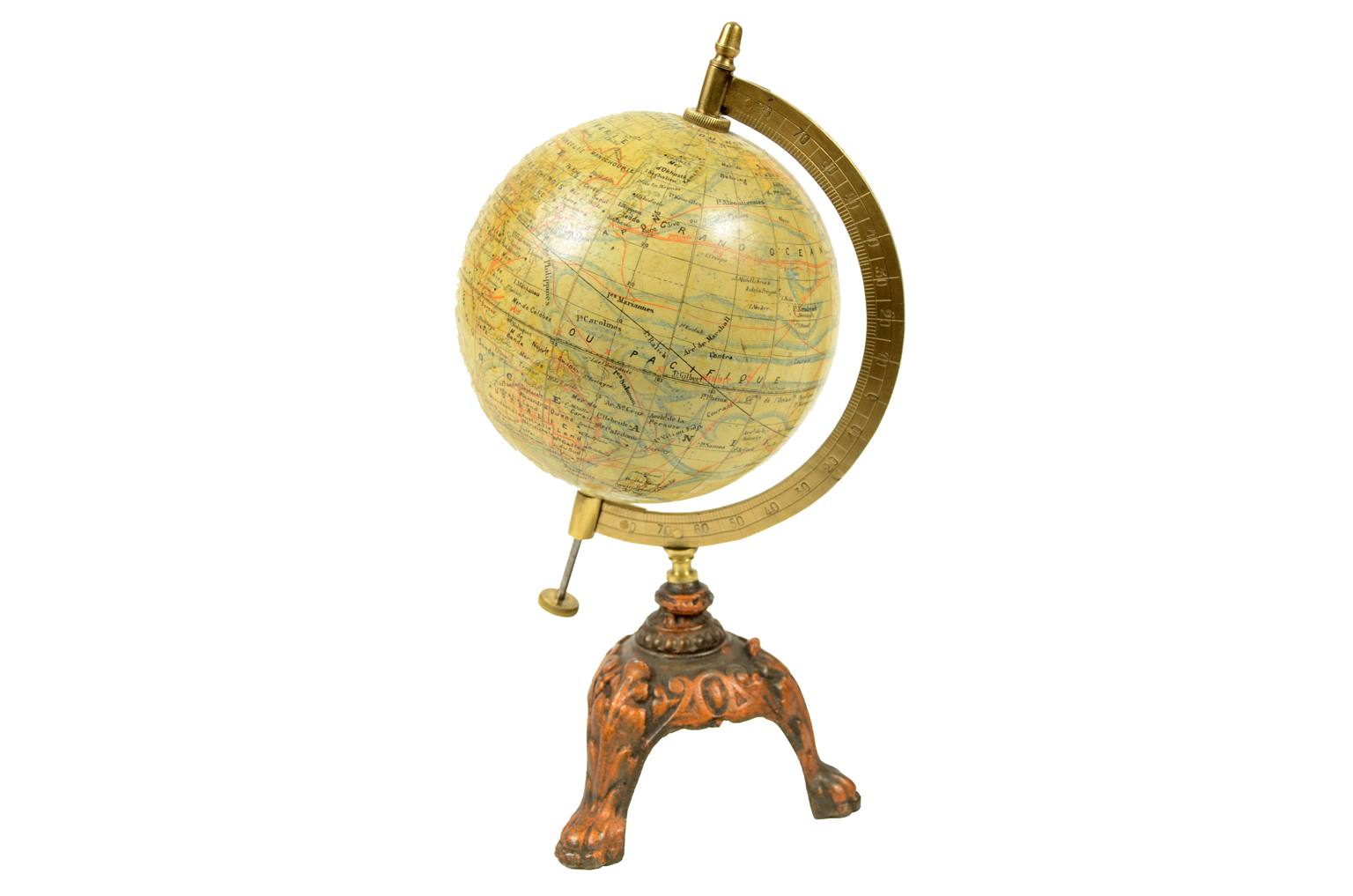 Antique globes-world maps/4582-French globe