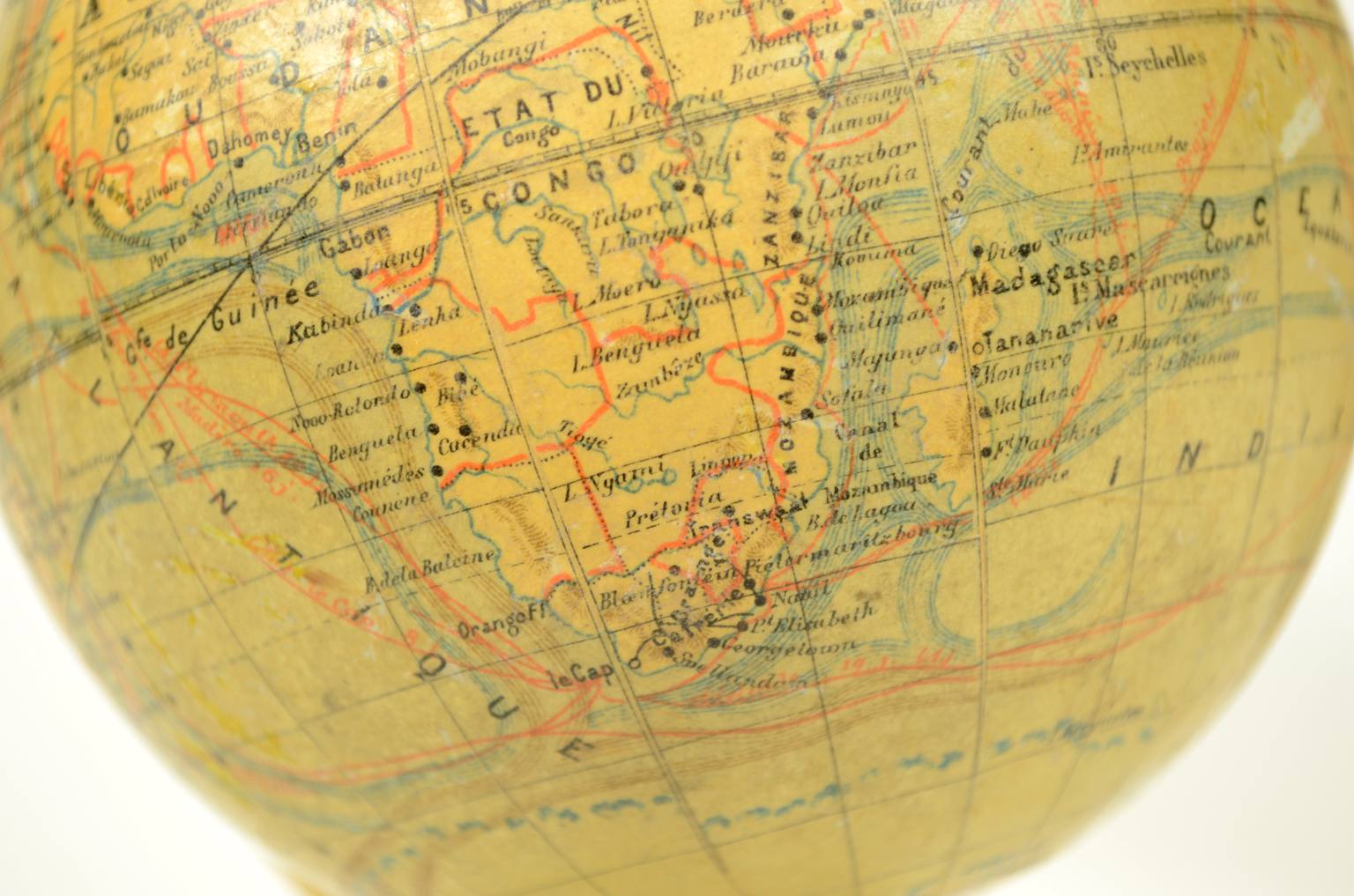 Antique globes-world maps/4582-French globe