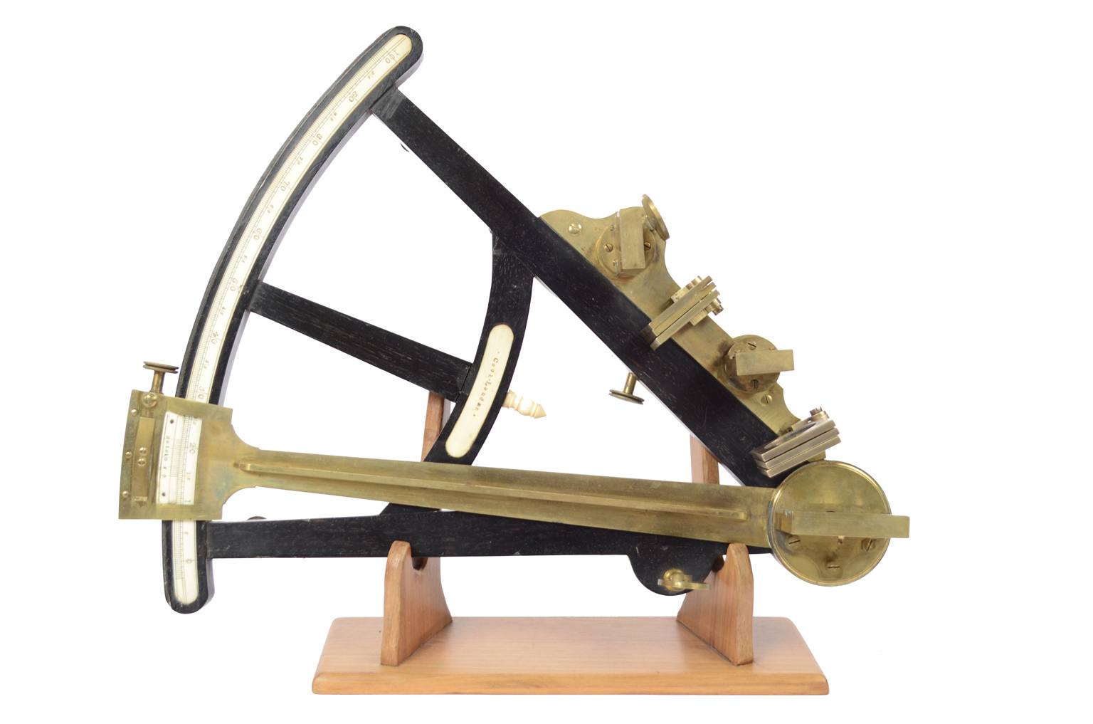 Nautical antiques/4907A-Antique Cook octant