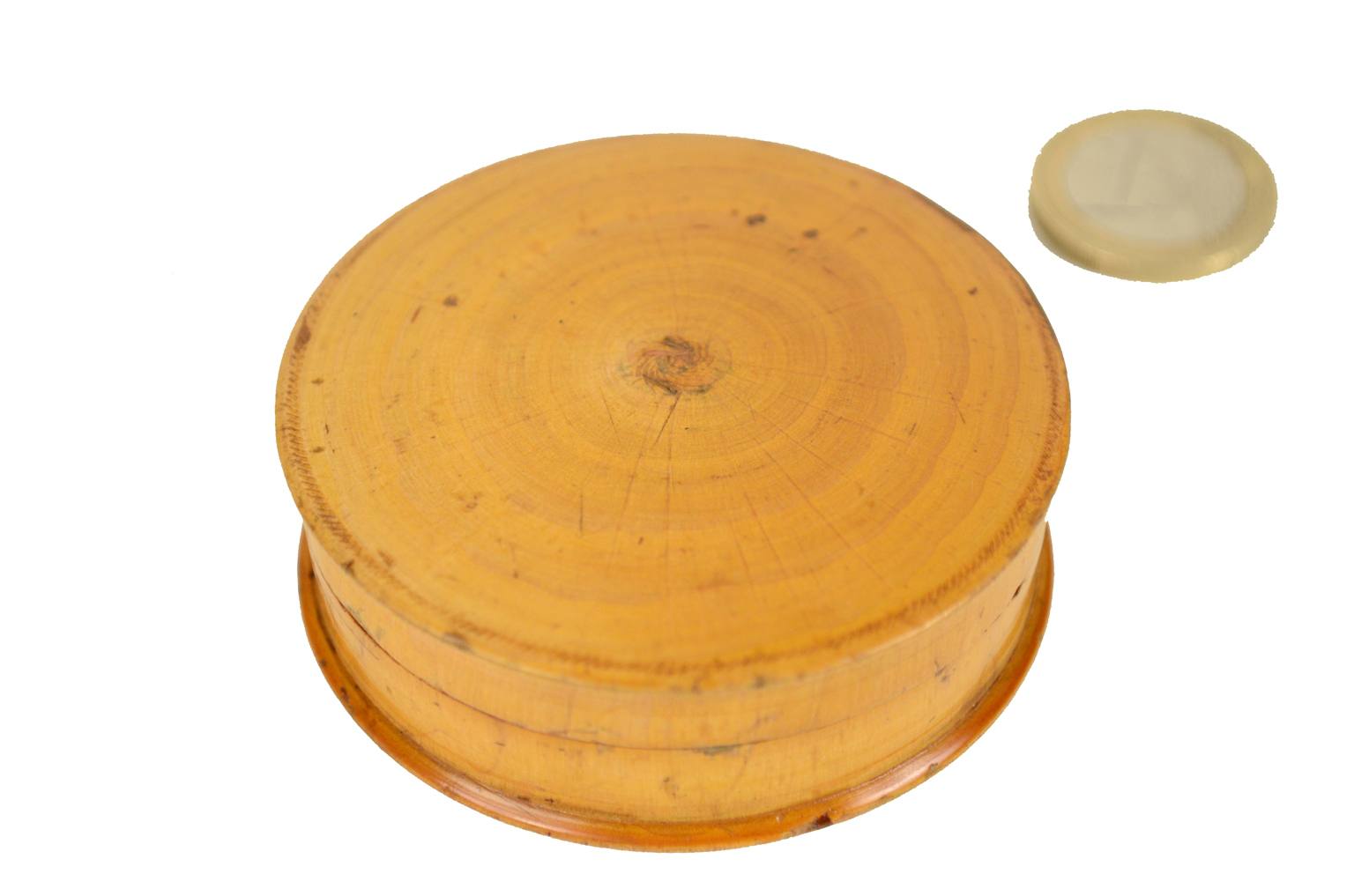 compasses/Code 5000 Rare pocket compass