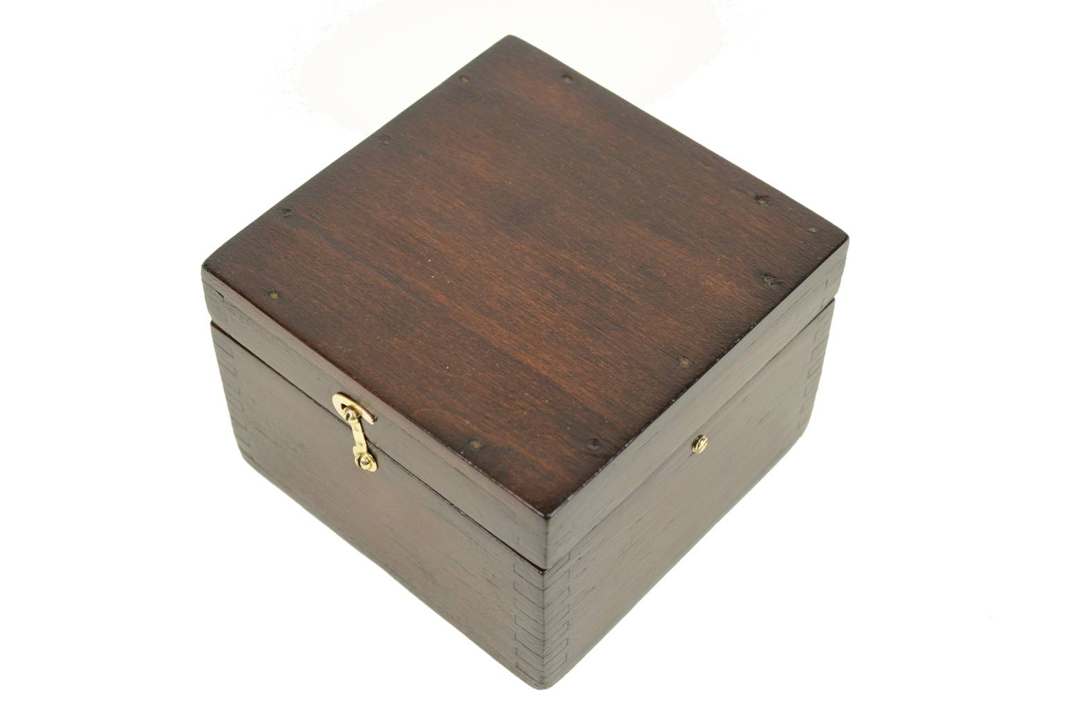 compasses/Code 5052 Nautical brass compass