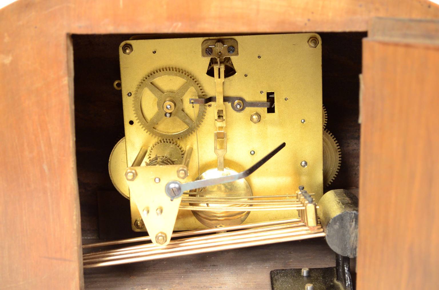 Antique measuring instruments/5074-Table clock made in Italy