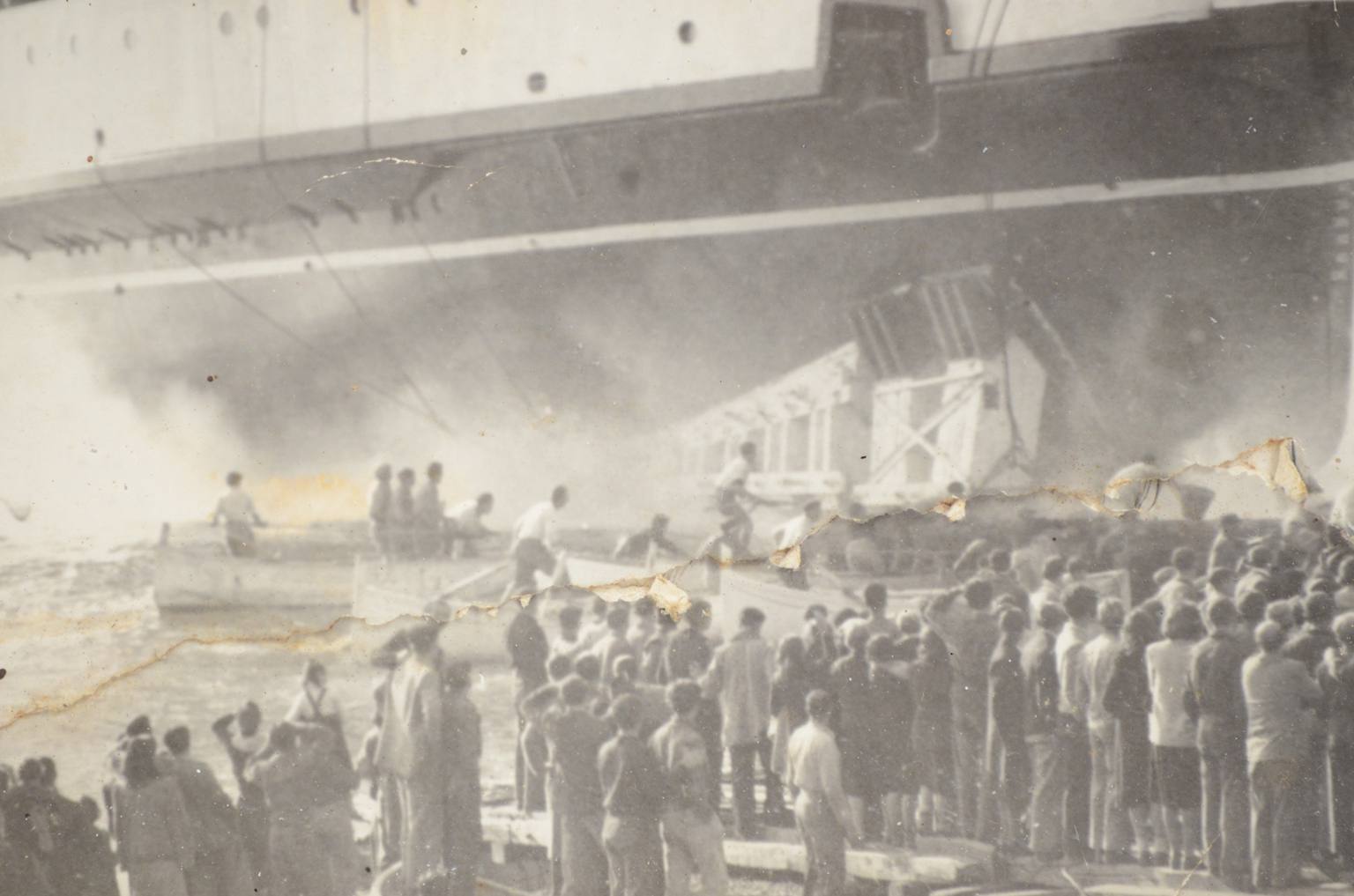 Nautical antiques/5498-Riva Trigoso ships