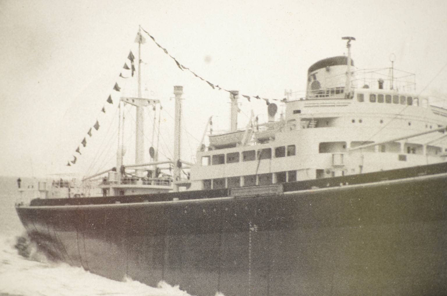 Nautical antiques/5499-Riva Trigoso ships