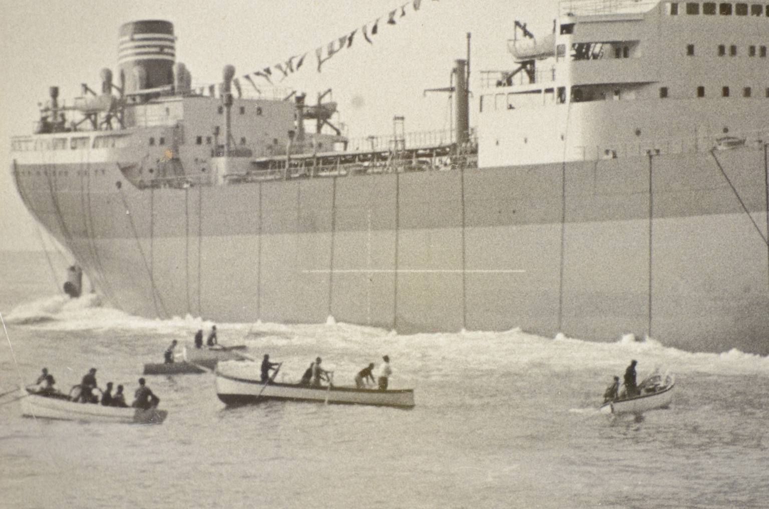 Nautical antiques/5499-Riva Trigoso ships