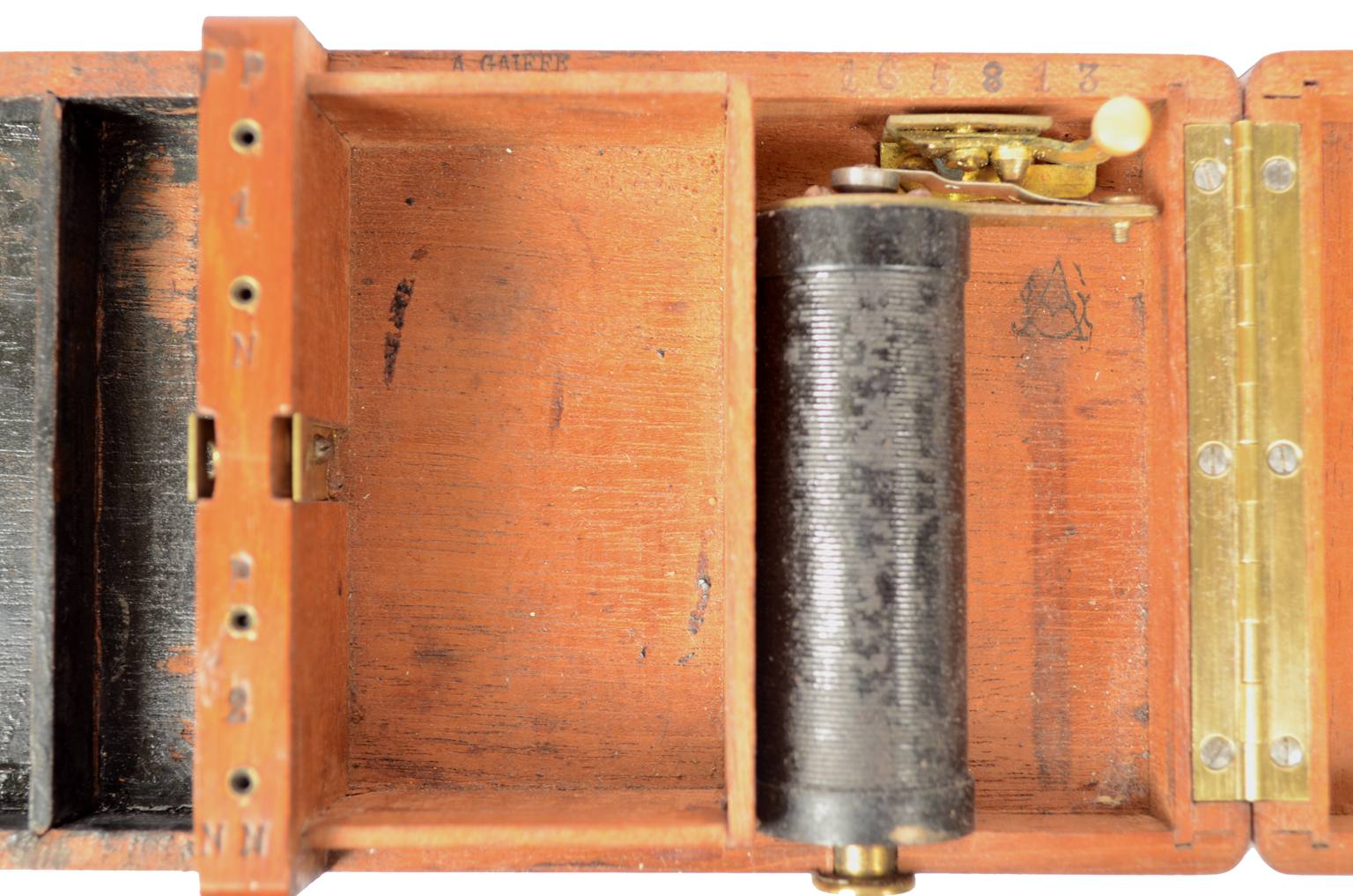 Old medical instruments/5515-Electromedical device