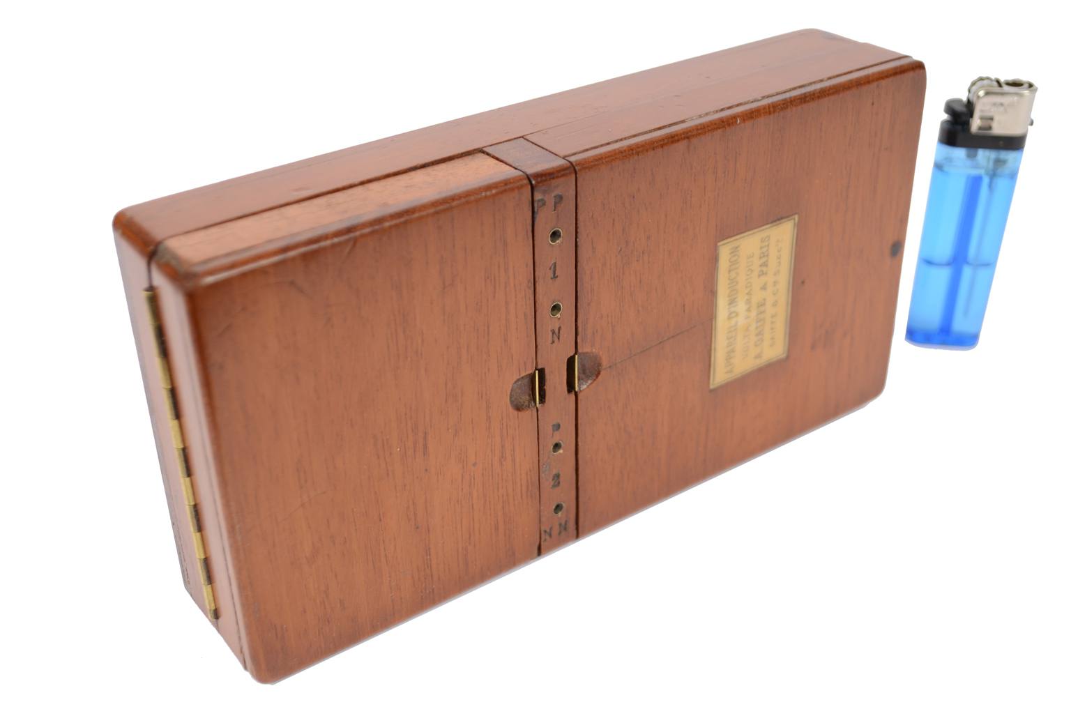 Old medical instruments/5515-Electromedical device