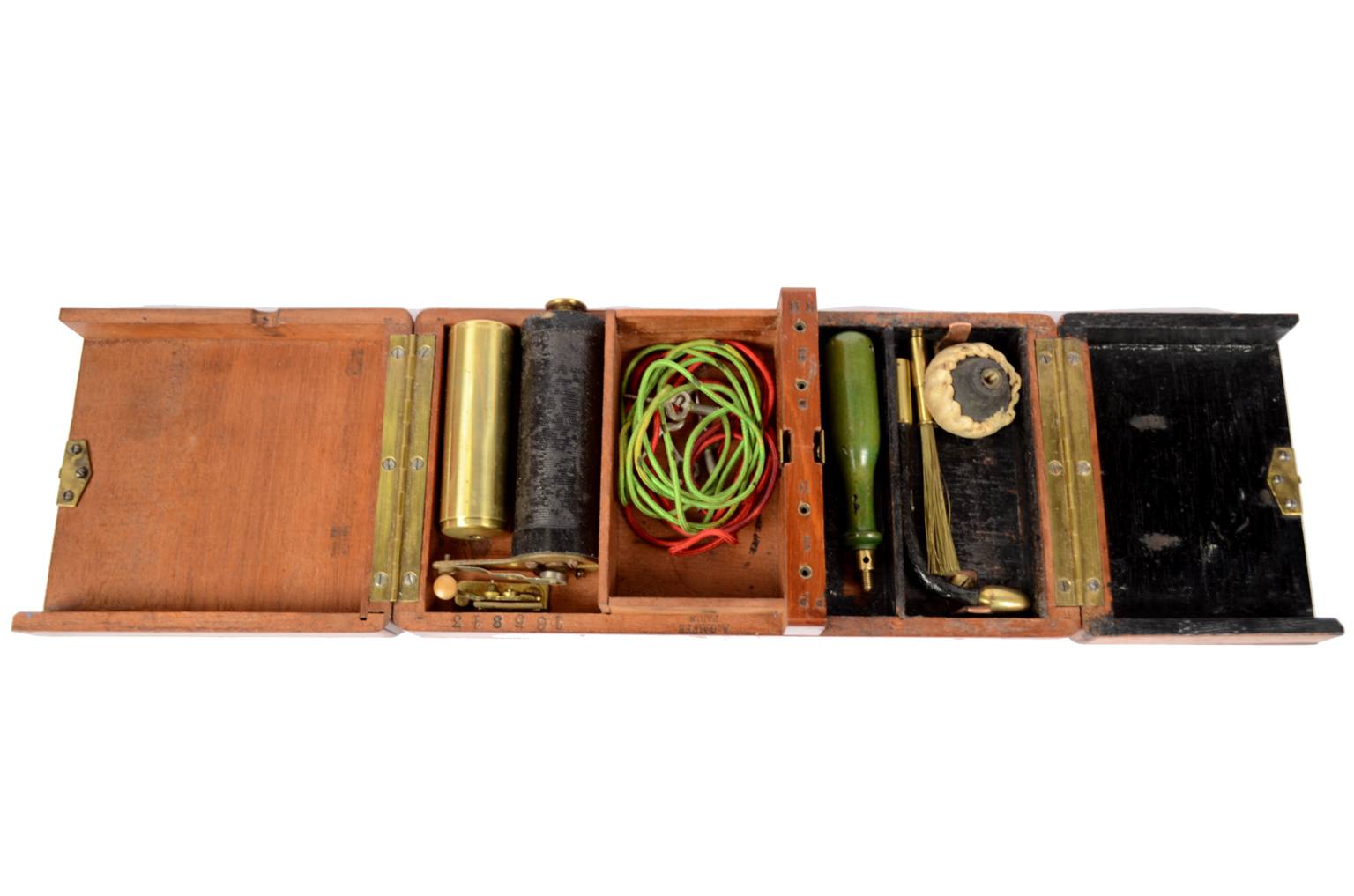 Old medical instruments/5515-Electromedical device