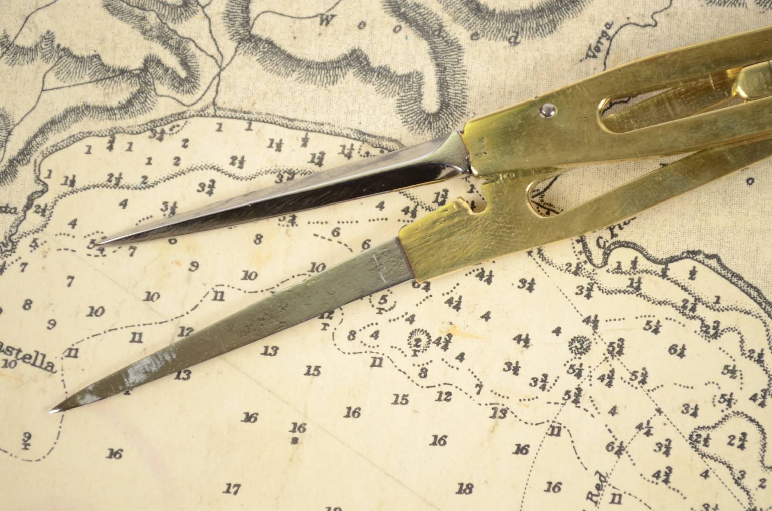 Antiquariato nautico/5680-Compasso antico