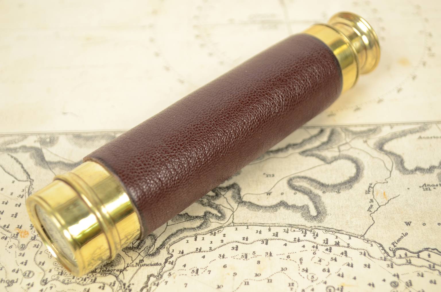 Nautical antiques/5751-Antique telescope