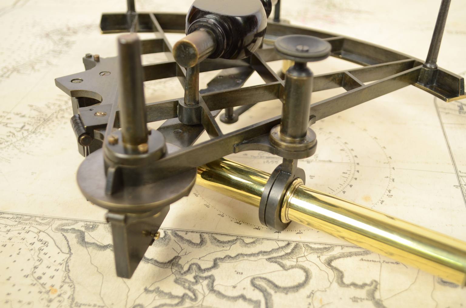 antiques/Code 5759 Antique sextant