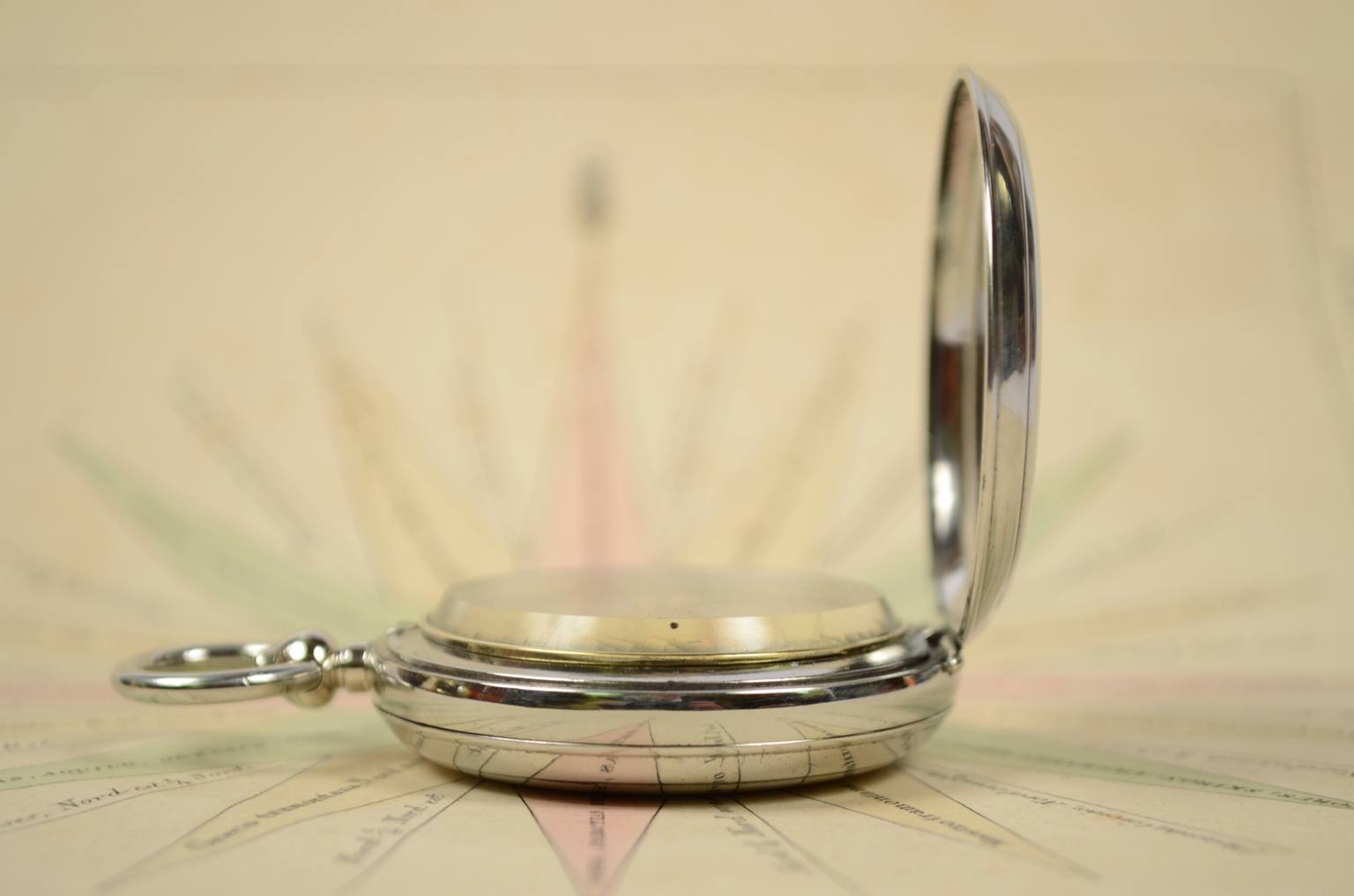 Antique compasses/5781-Royal Air Force compass