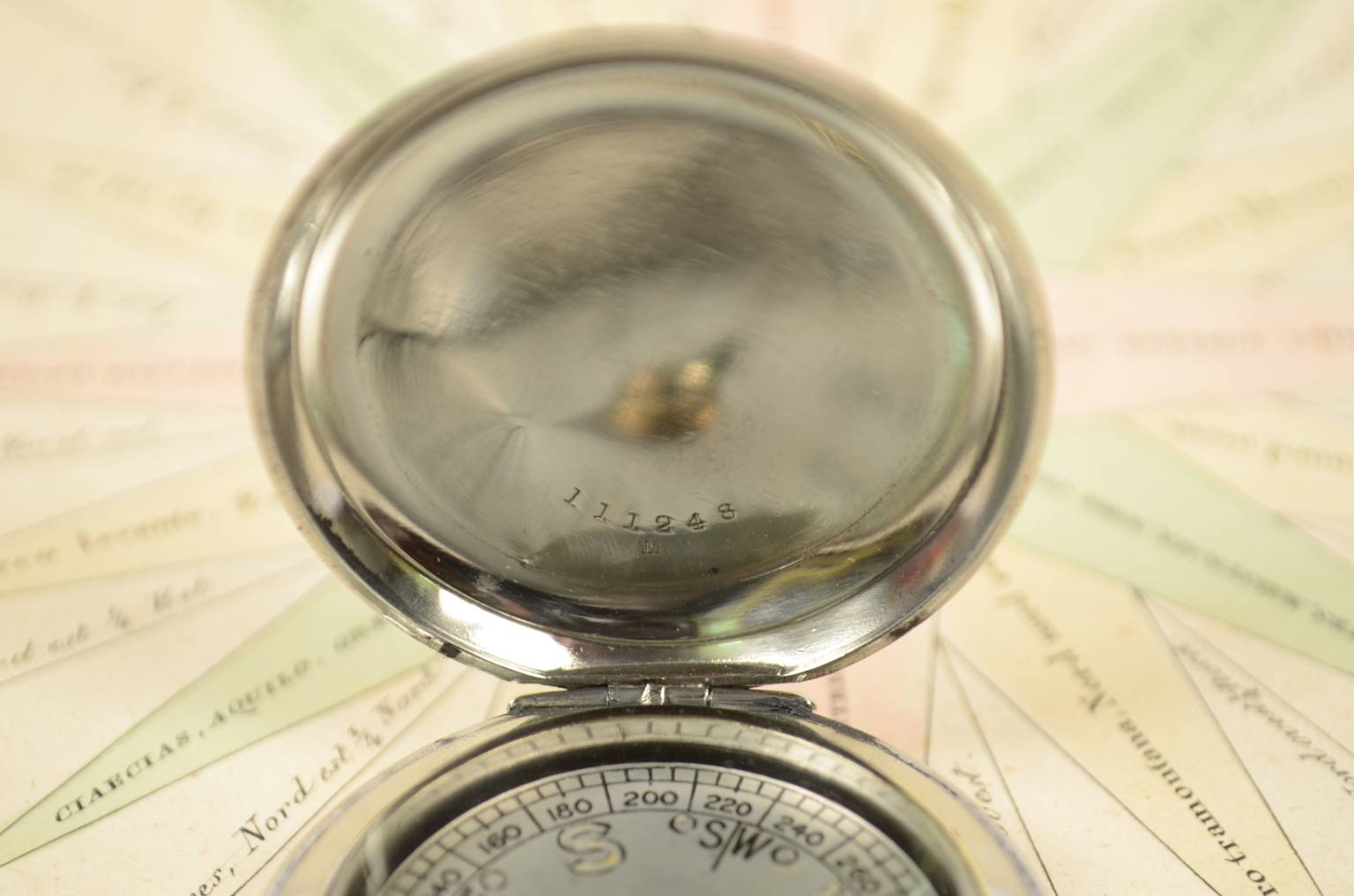 Antique compasses/5781-Royal Air Force compass