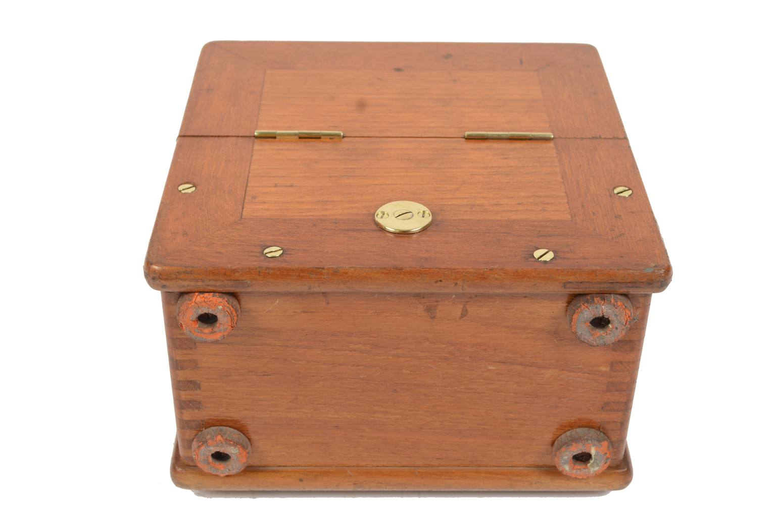 Strumenti di misura antichi/579A-4-Pirometro elettrico