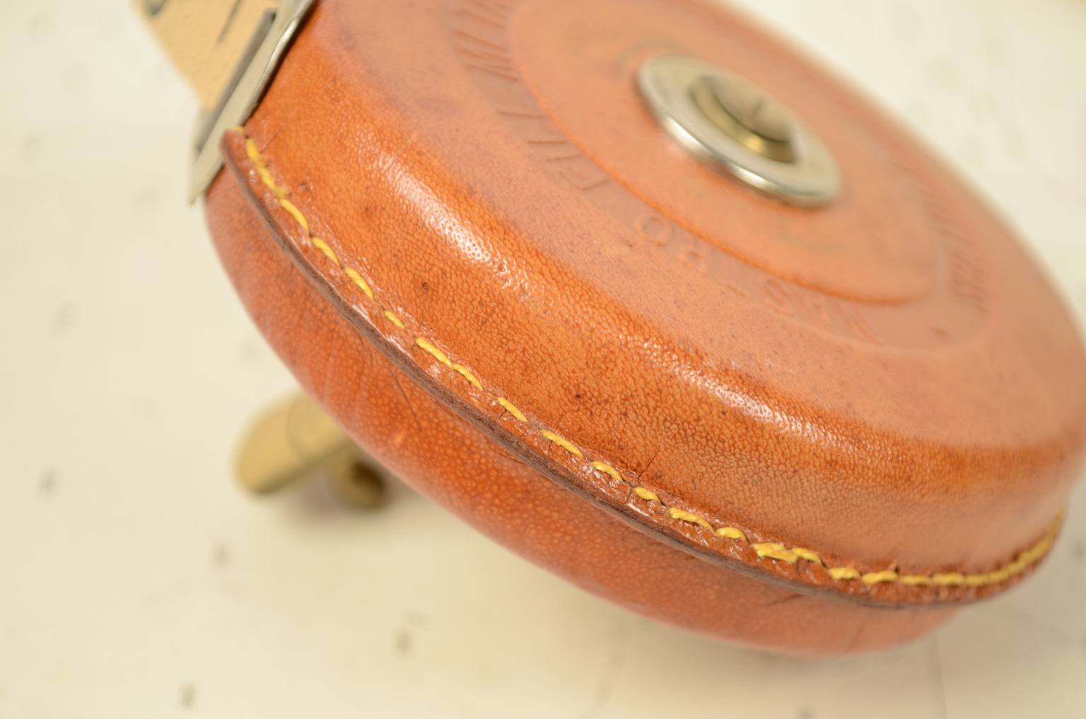 Antique measuring instruments/5826a-Metric tape wheel