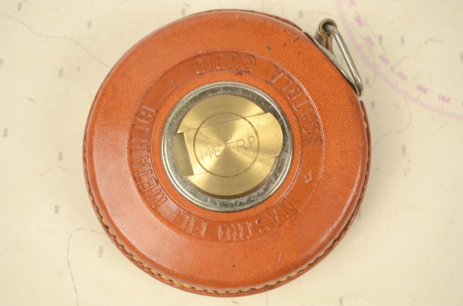 Antique measuring instruments/5826a-Metric tape wheel