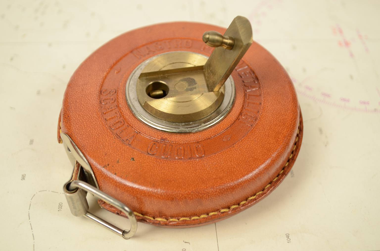 Antique measuring instruments/5826a-Metric tape wheel