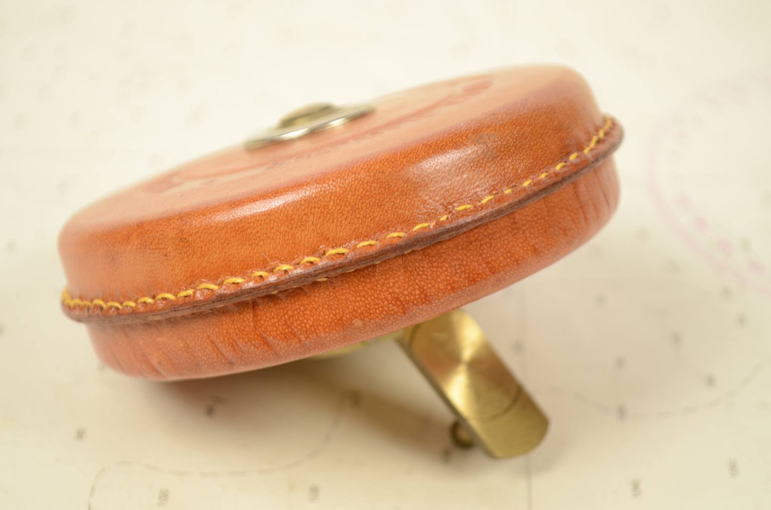 Antique measuring instruments/5826a-Metric tape wheel