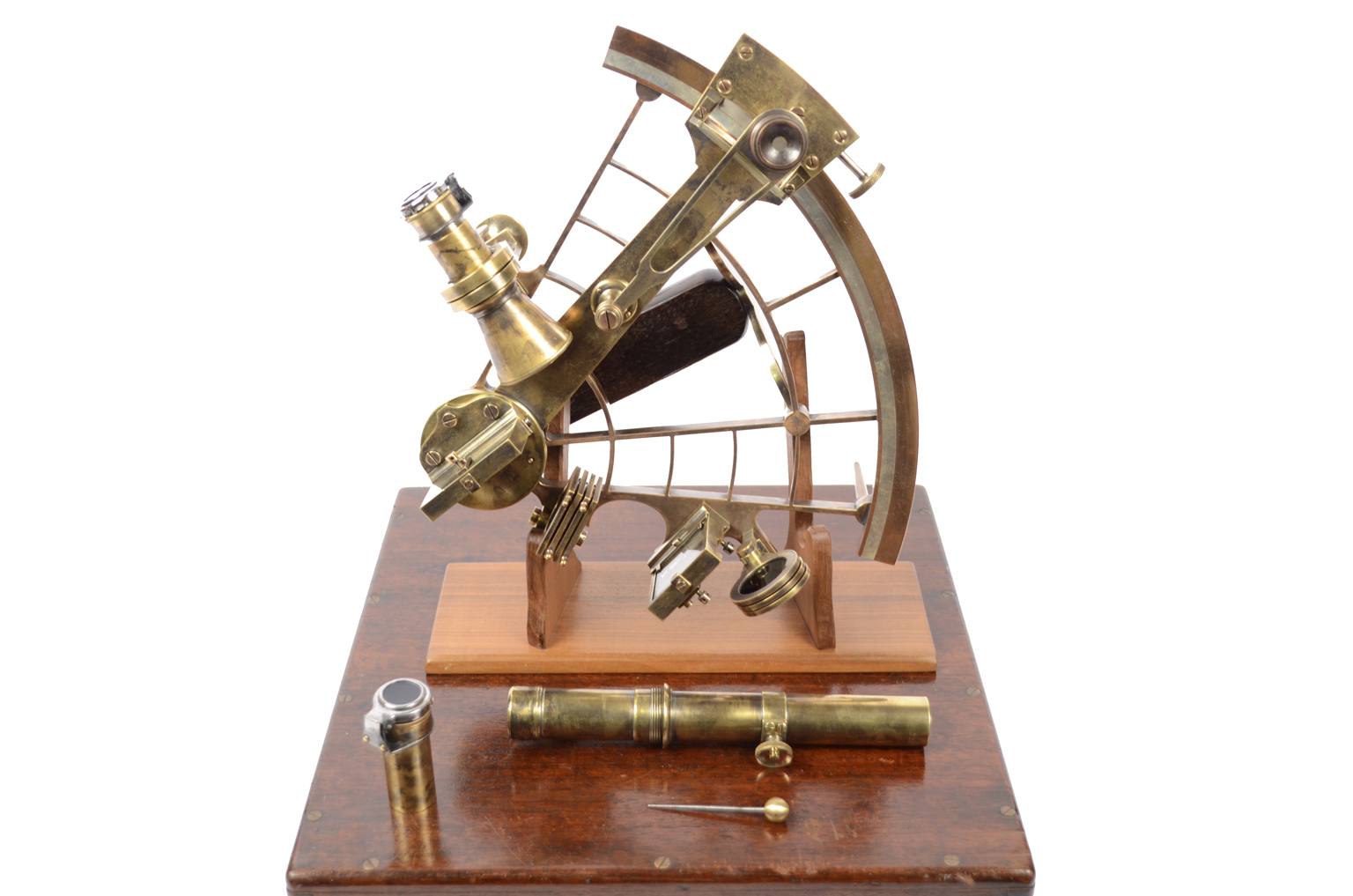 Nautical antiques/5832-Plath sextant