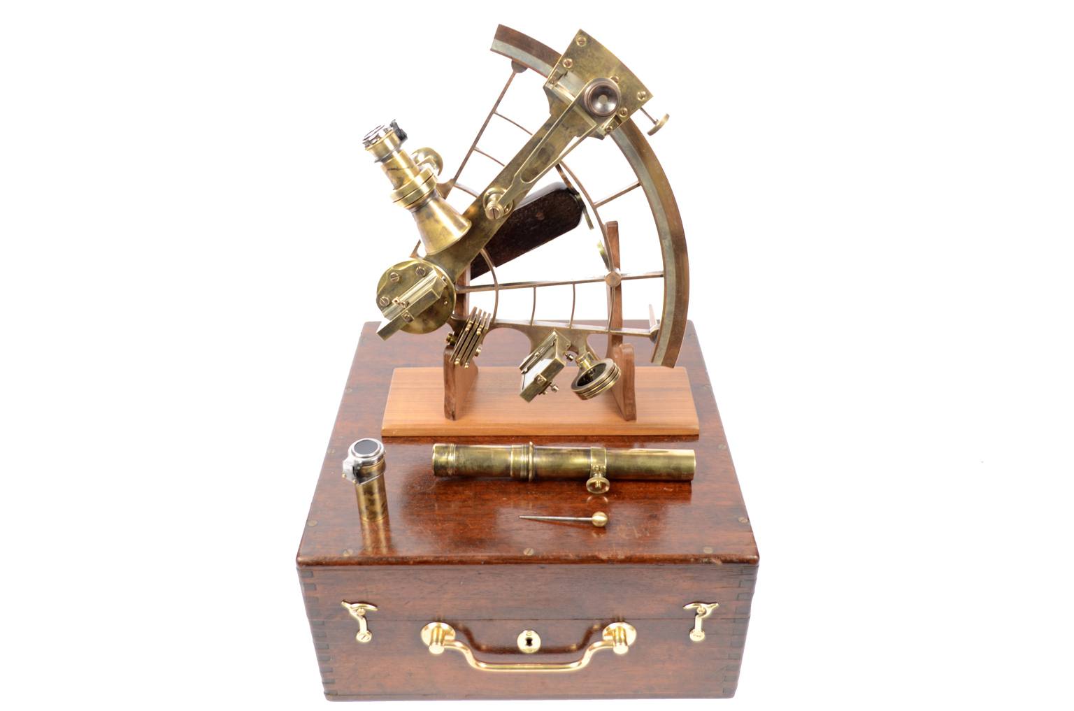 Nautical antiques/5832-Plath sextant