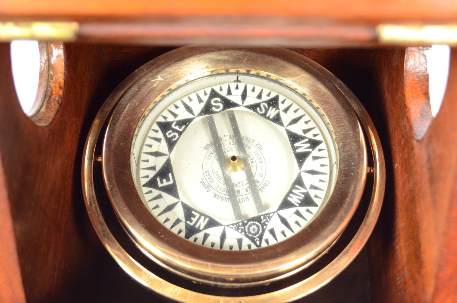 Antique compasses/5954-Antique binnacle