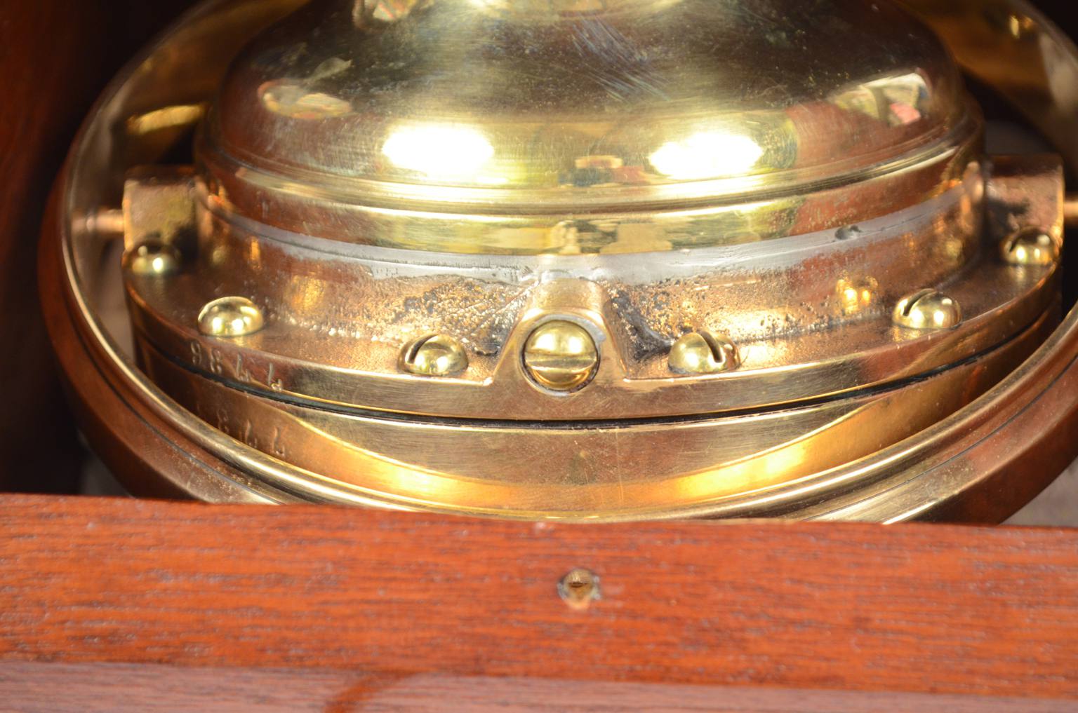 Antique compasses/5954-Antique binnacle