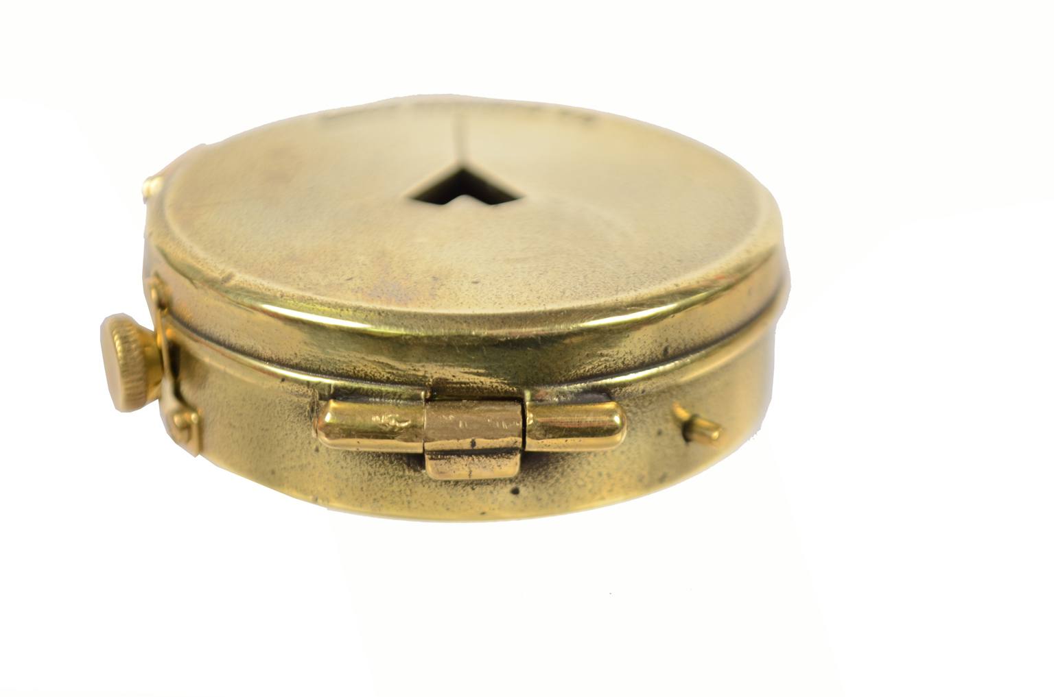 e-Shop/Antique compasses/Code 5980 Old magnetic compass