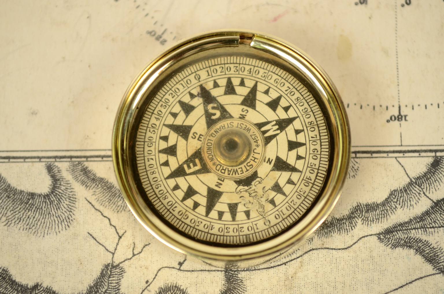 Antique compasses/5993-Vintage compass