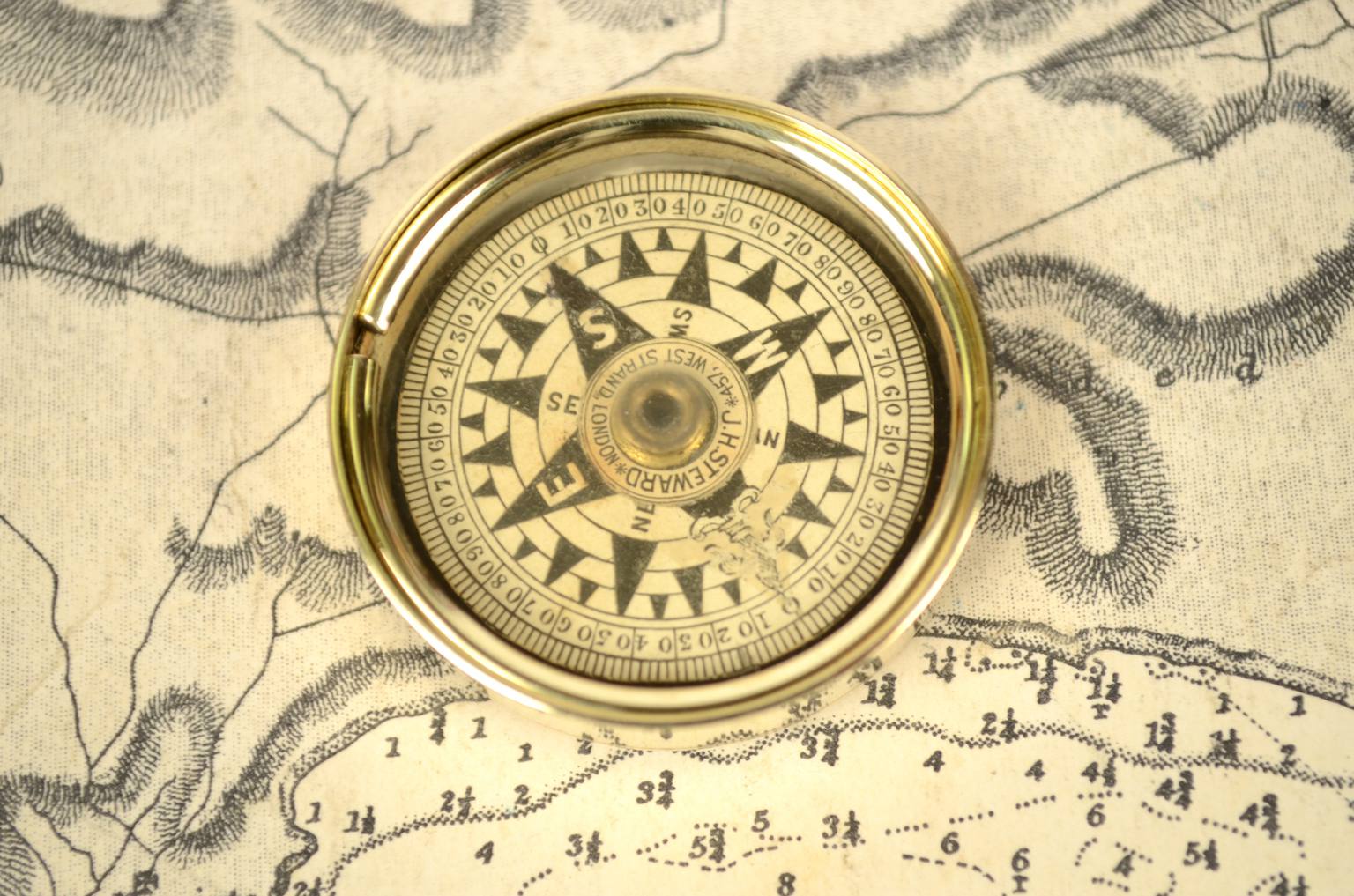 Antique compasses/5993-Vintage compass