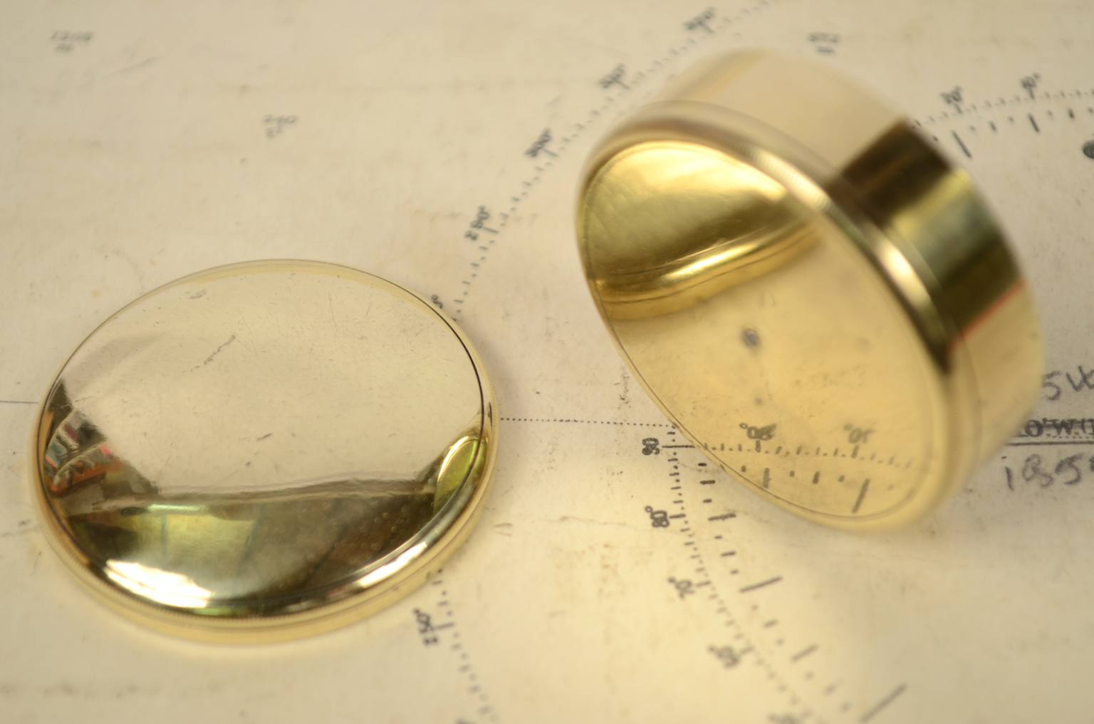 Antique compasses/5993-Vintage compass