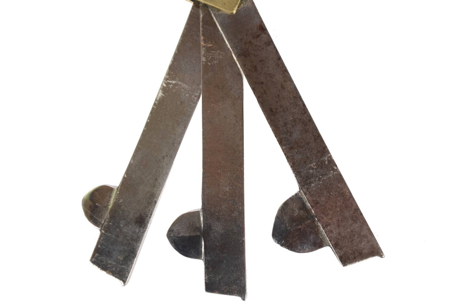 Old medical instruments/60689-Vintage scarifier