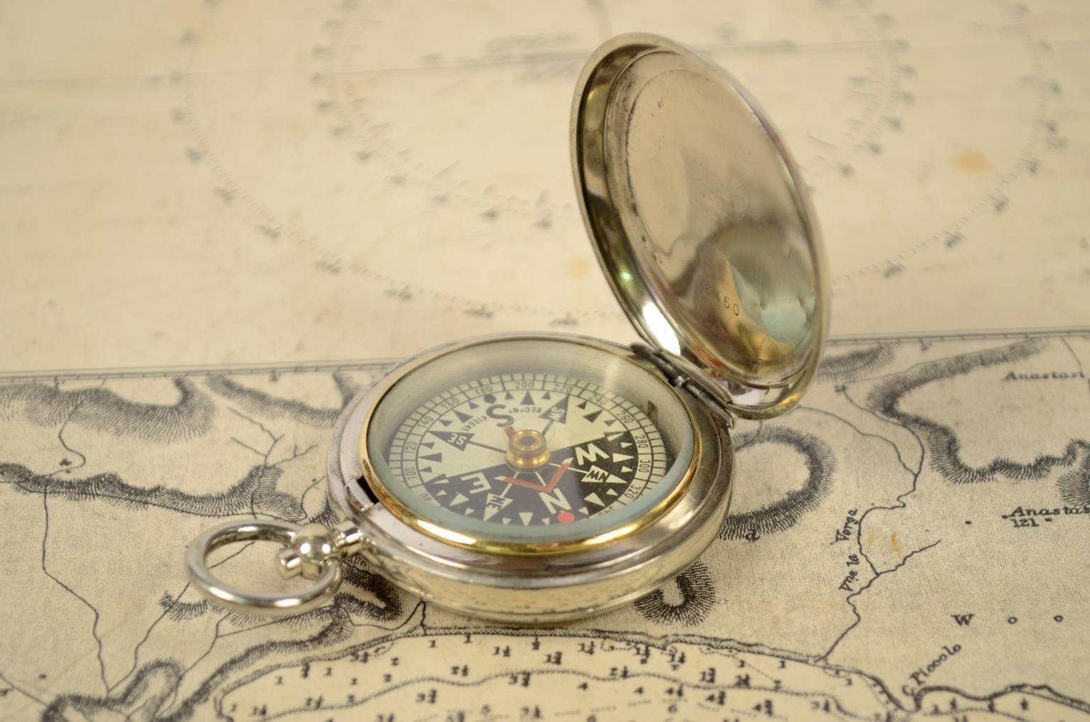 Antique compasses/6076-RAF pocket compass