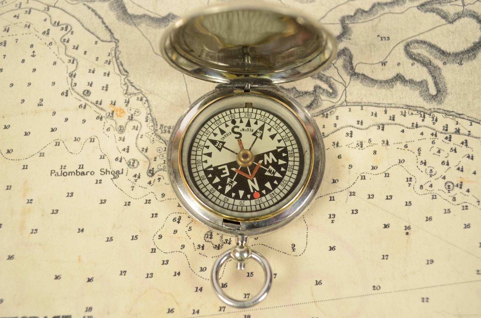 Antique compasses/6076-RAF pocket compass