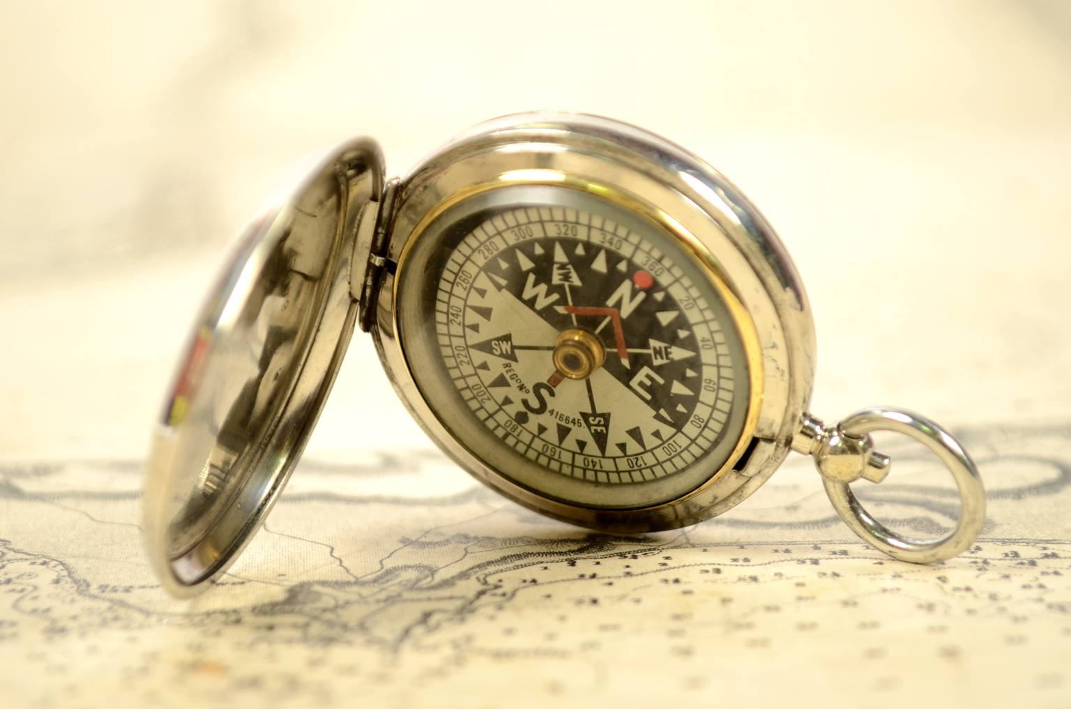 Antique compasses/6076-RAF pocket compass