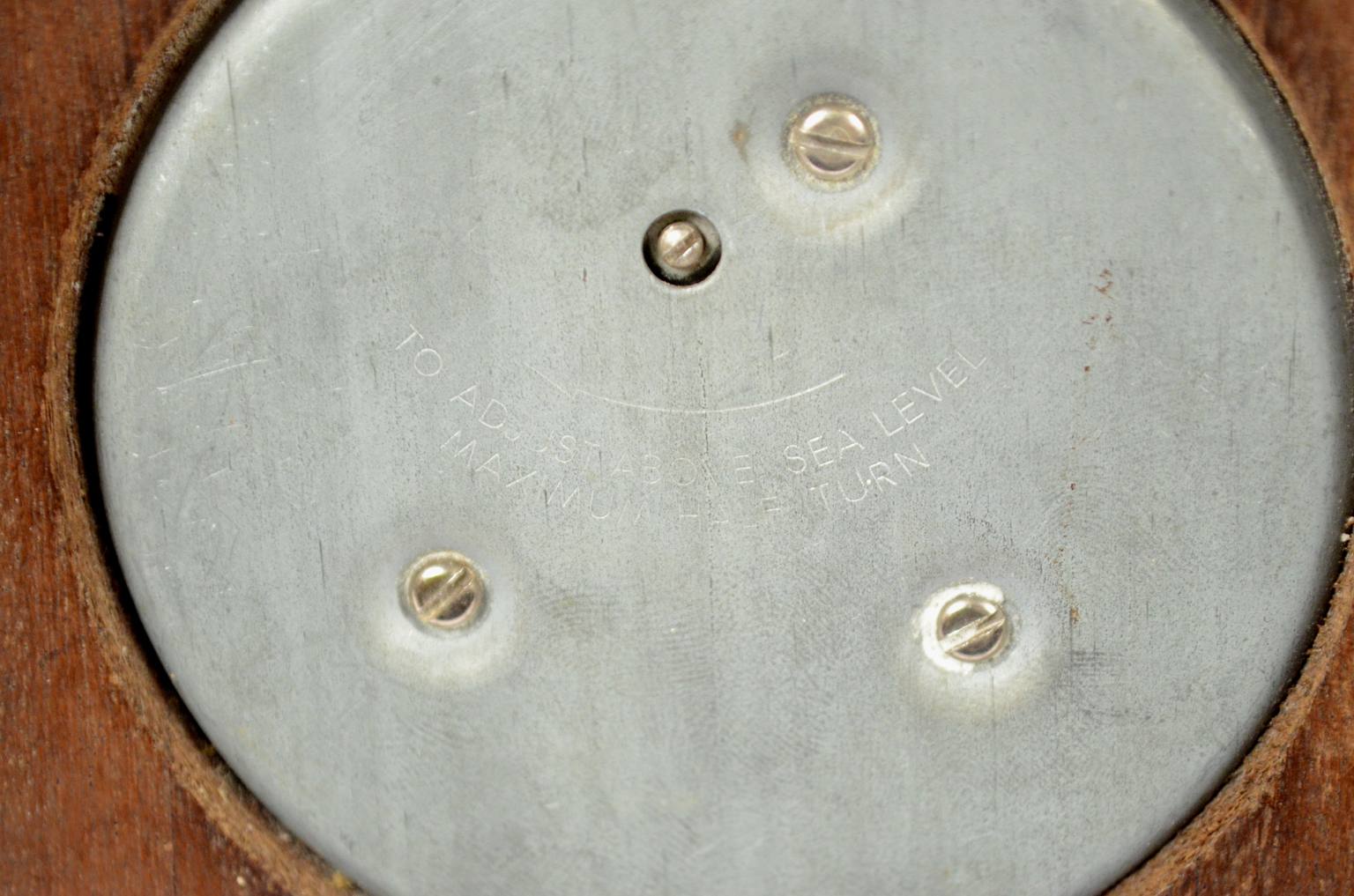 Antique barometers/6105-Antique barometer