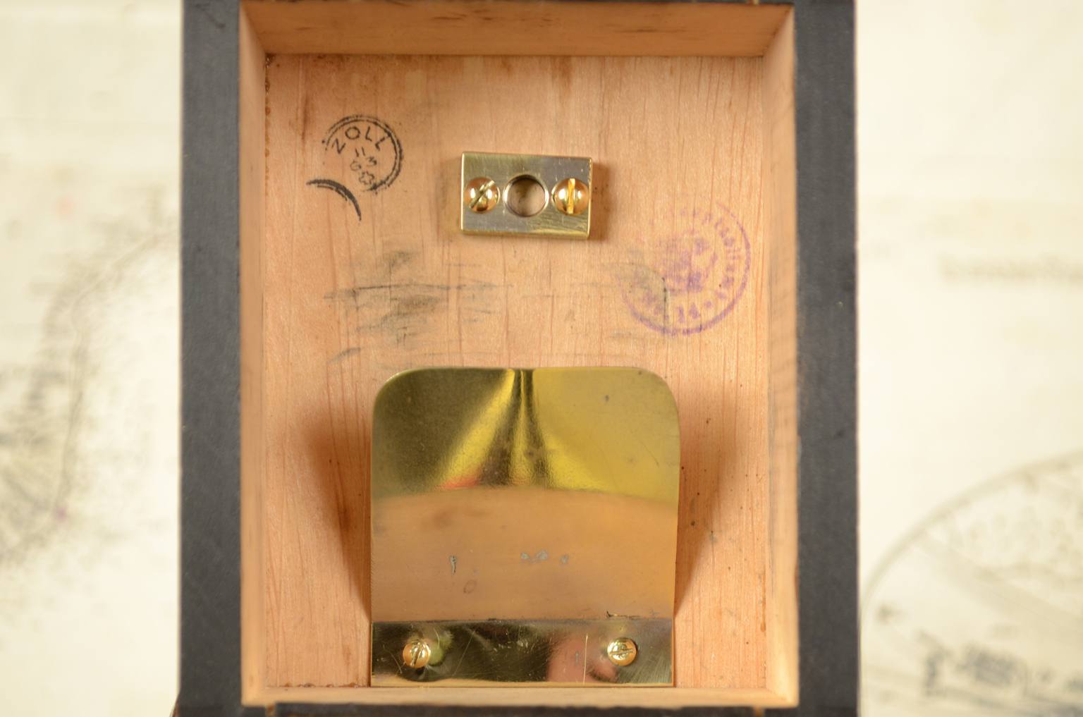 Antique measuring instruments/61056-Antique anemometer