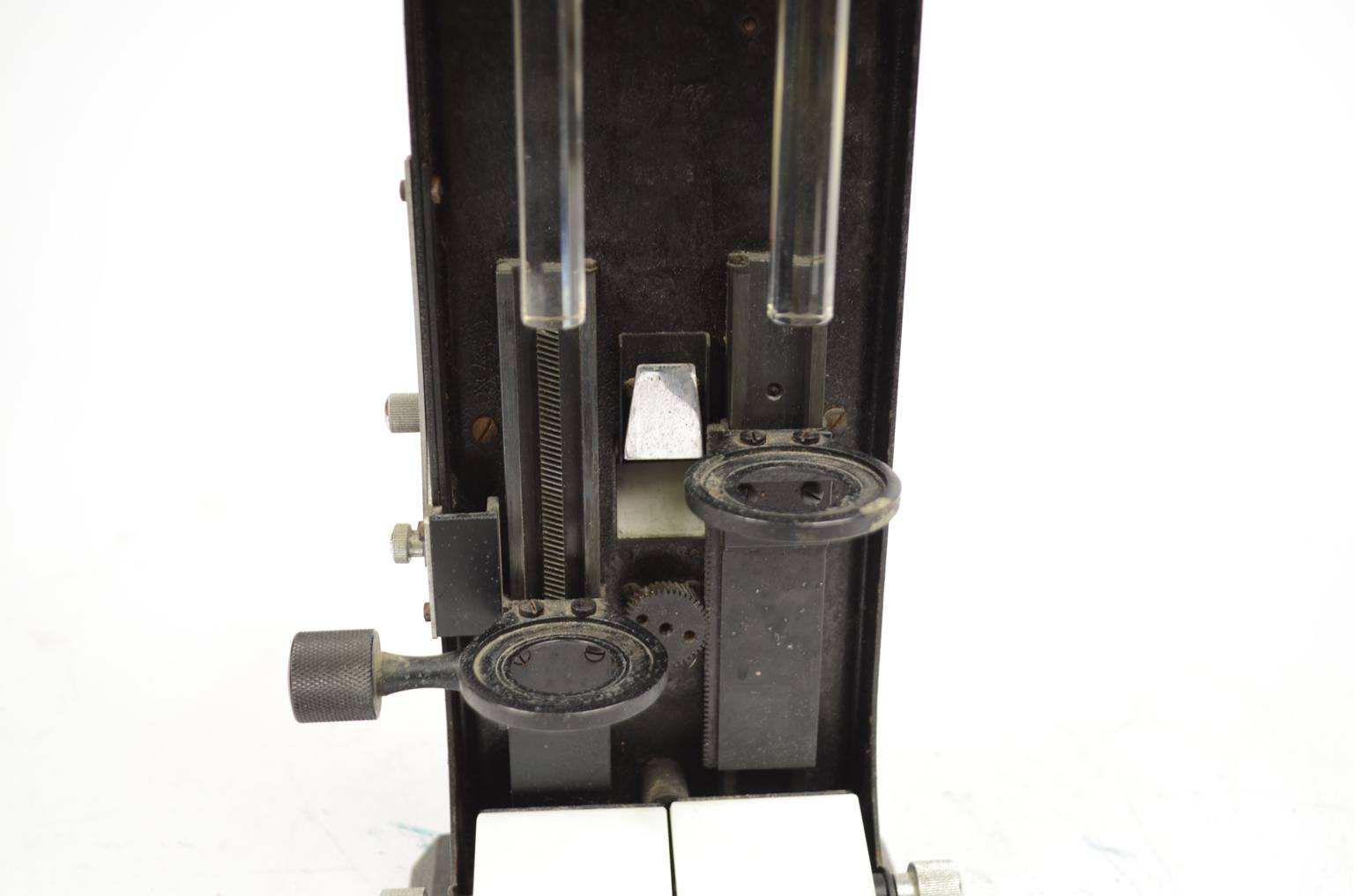 Antique measuring instruments/61058-Antique colorimeter