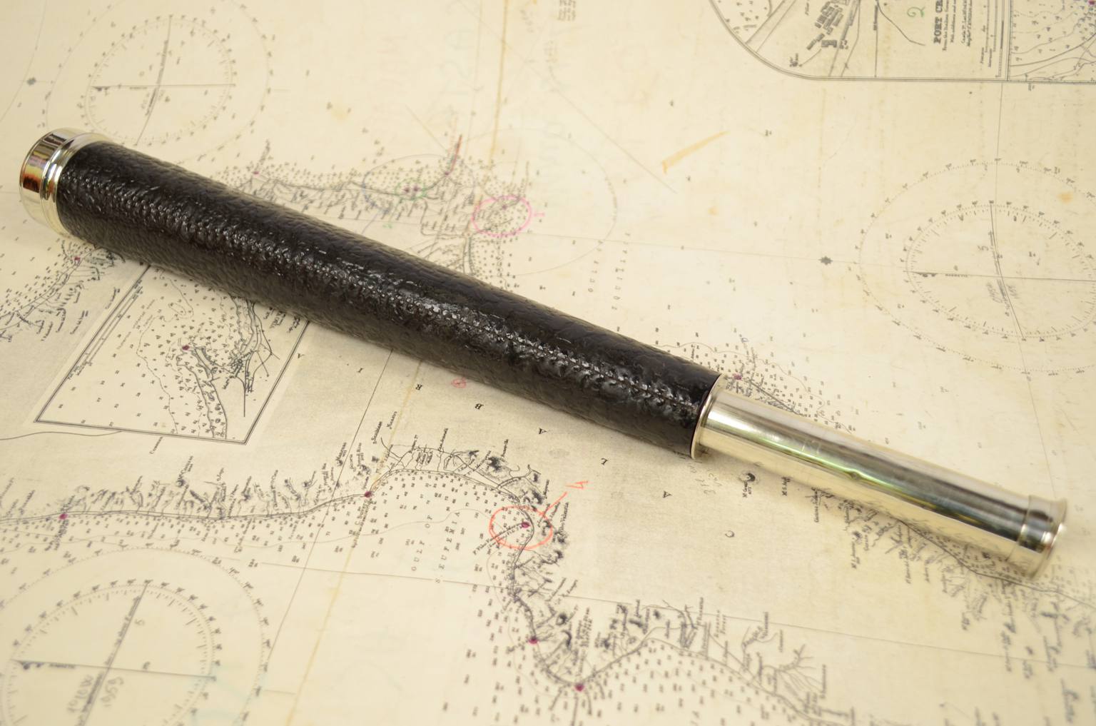 Nautical antiques/6198-Vintage telescope