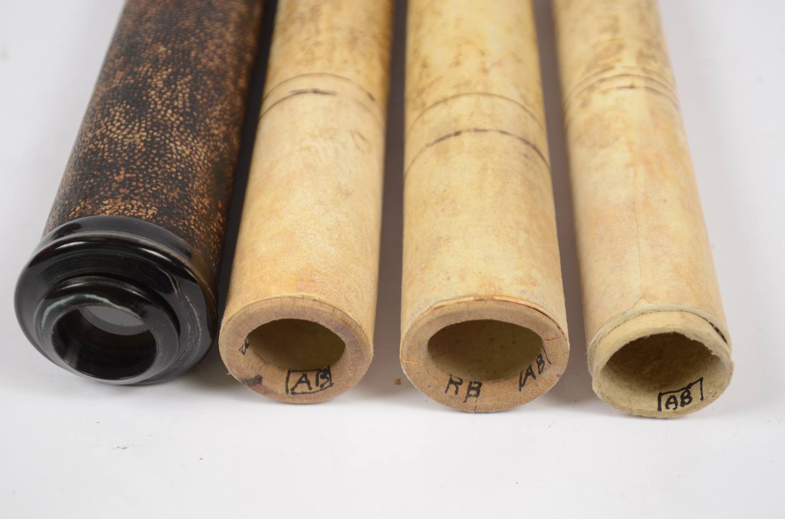 Antique astronomical instruments/6214-Antique telescope